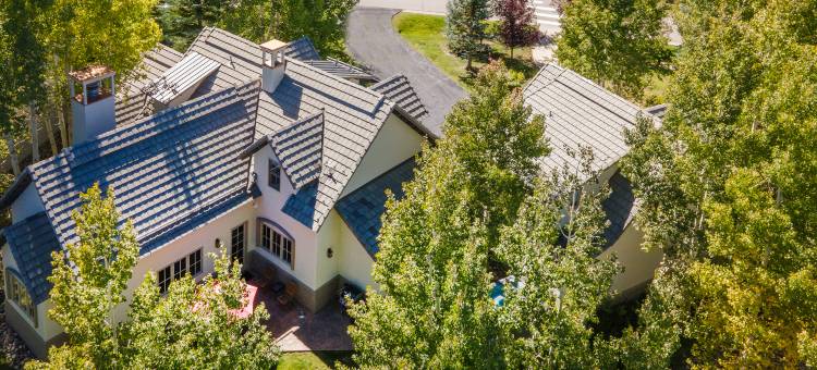 Luxurious Soaking Tubs and Gourmet Kitchen - Stunning Mountain Haven图片