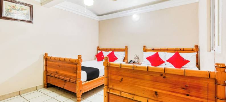 Capital O 金色山丘(Capital O Colina Dorada)图片