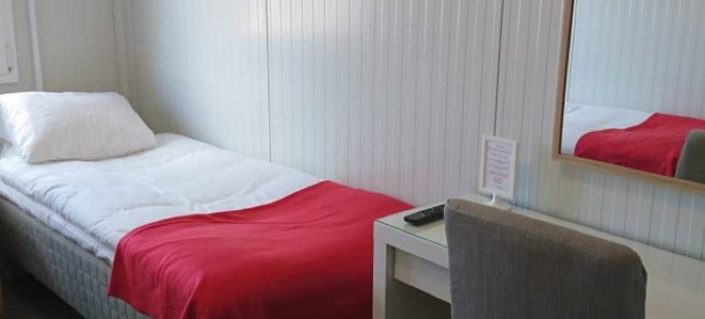 免下车汽车旅馆(Drive-in Motell)图片