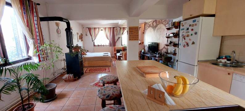 多尔纳玛特卡的完美公寓(Apt - Sleeps 2 - Balcony - Pets Ok)图片