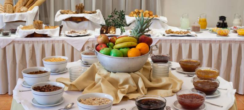 艾琪尔顿宫殿酒店(Achillion Palace)图片