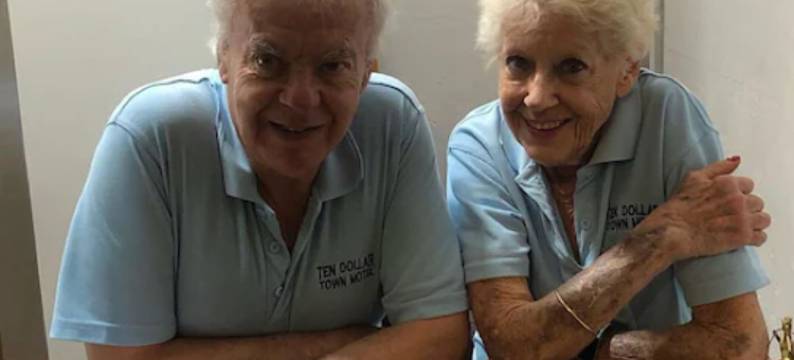 十美元镇酒店(Ten Dollar Town Motel)图片