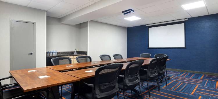 希尔顿欢朋酒店-温泉城(Hampton Inn Hot Springs)图片