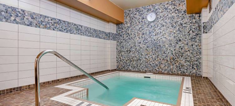 艾伯尼港贝斯特韦斯特优质酒店(Best Western Plus Barclay Hotel)图片