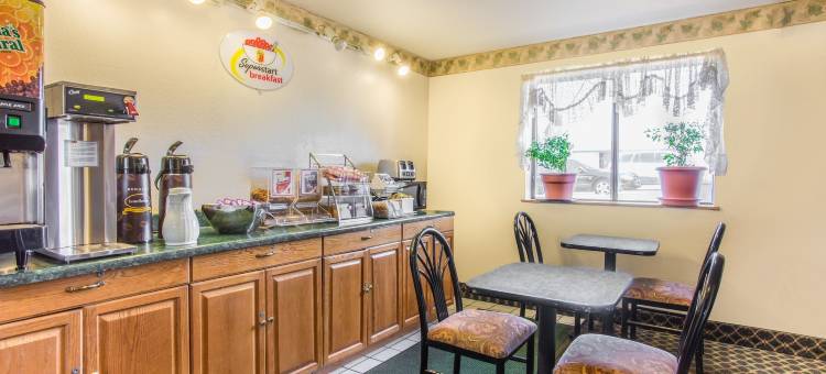 里士满-布罗德街速8酒店(Super 8 by Wyndham Richmond/Broad Street)图片