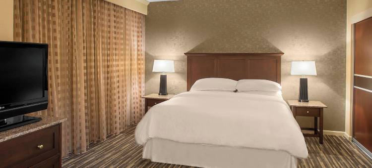 阿克伦凯霍加瀑布喜来登套房酒店(Sheraton Suites Akron Cuyahoga Falls)图片