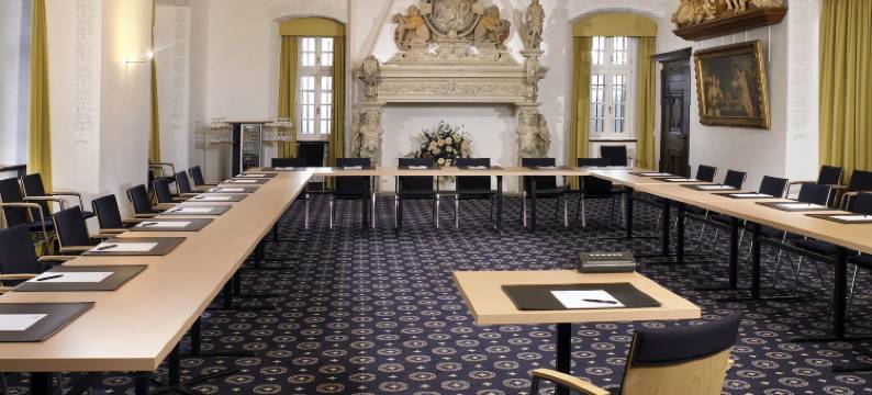 爱诗诺兰伯格酒店(Hotel Und Restaurant Burg Schnellenberg)图片