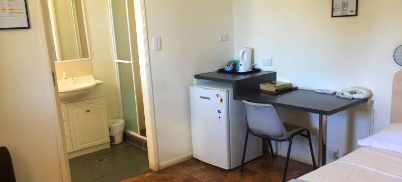 内地绿洲汽车旅馆(Inland Oasis Motel)图片