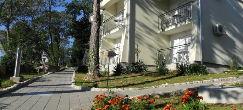 玫瑰别墅酒店(Hotel Vila Ružica- Glavna Zgrada I Depandanse)图片