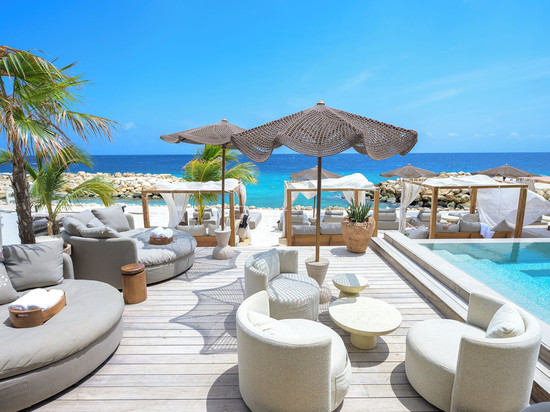 库拉索艺术酒店 - 限成人