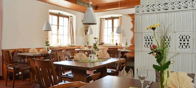 酒店与餐厅-修道院庭院(Hotel Restaurant Klosterhof)图片