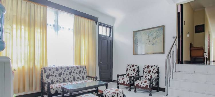 OYO Life 90091 Pakuan清真公寓(OYO Life 90091 Wisma Pakuan Syariah)图片