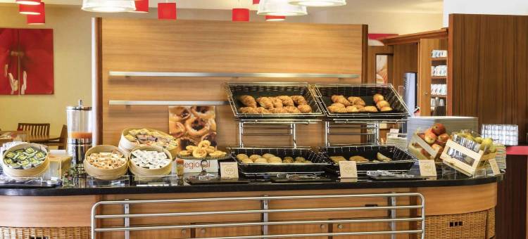 宜必思塞图巴尔酒店(Ibis Setubal)图片