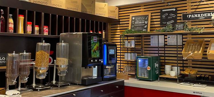 宜必思快捷吉罗那布拉瓦海岸酒店(Ibis Budget Girona Costa Brava)图片