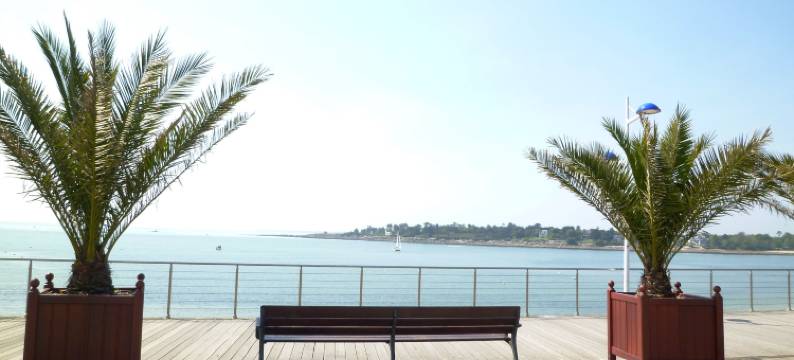 Apartment in Cornouaille near Sandy Beach图片