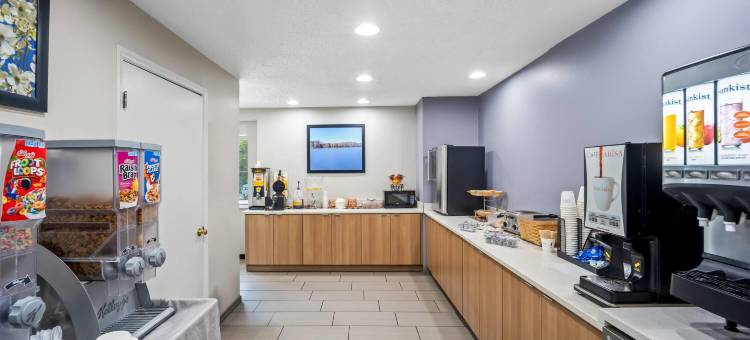 Microtel Inn & Suites by Wyndham Greensboro图片