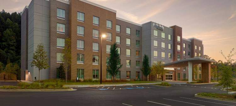 阿尔法利塔阿瓦隆区费尔菲尔德酒店(Fairfield by Marriott Inn & Suites Alpharetta Avalon Area)图片