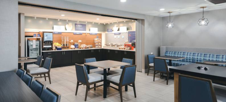 Holiday Inn Express 隆波克(Holiday Inn Express LOMPOC by IHG)图片