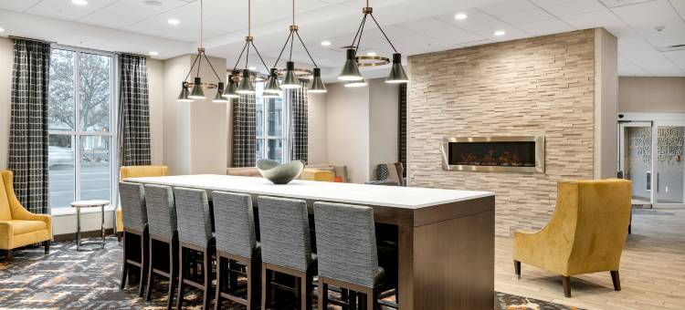 洛根希尔顿欢朋套房酒店(Hampton Inn and Suites by Hilton Logan)图片