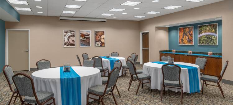 欢朋酒店及套房-塔科马/普亚勒普(Hampton Inn & Suites Tacoma/Puyallup)图片