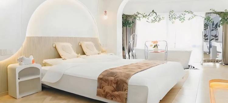 YZW·米可设计师酒店(徐州苏宁广场店)图片