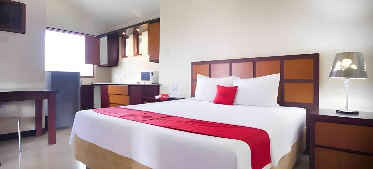 红多兹酒店-近谏义里浸信会医院(RedDoorz Near Rumah Sakit Baptis Kediri)图片