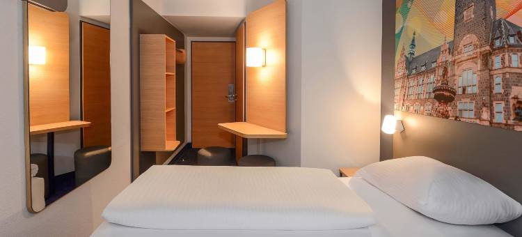 B&B酒店 乌珀塔尔-奥伯巴门(B&B HOTEL Wuppertal-Oberbarmen)图片