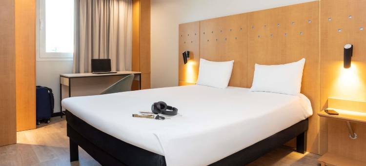 宜必思马德里阿尔卡拉格瑞纳酒店(Ibis Madrid Alcala de Henares la Garena)图片