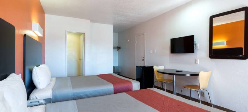 圣达菲广场城市商业区6号汽车旅馆(Motel 6 Santa Fe, NM - Downtown)图片
