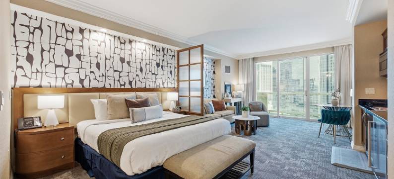 在The Signature的带阳台的高级套房(Premium Suite w/Balcony at the Signature)图片