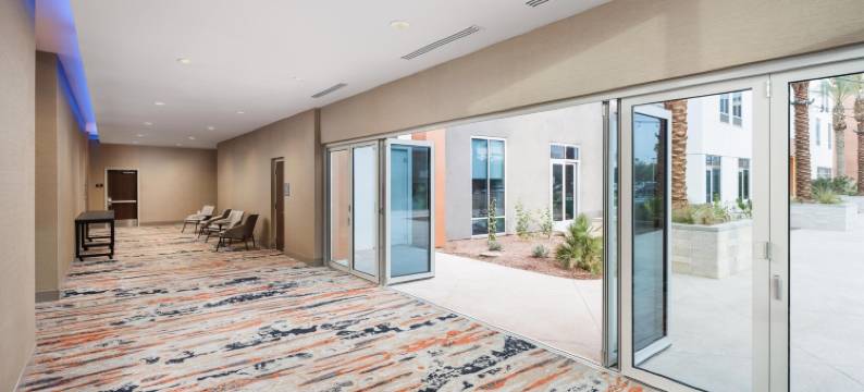 钱德勒市区希尔顿花园酒店(Hilton Garden Inn Chandler Downtown)图片