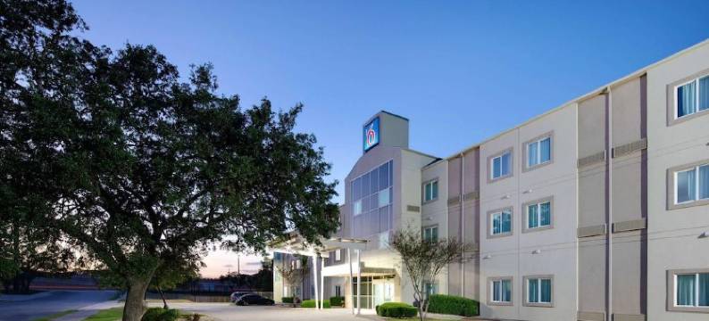 呗盟圣安东尼奥机场酒店(Baymont by Wyndham San Antonio Airport)图片