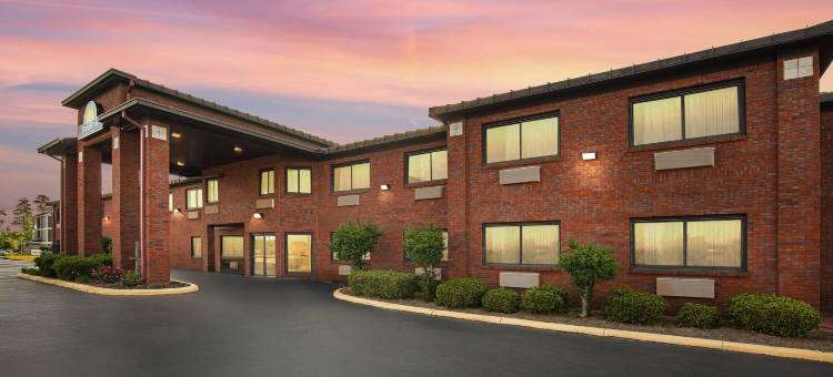 温德姆戴斯酒店凤凰城靠近本宁堡(Days Inn by Wyndham Phenix City Near Fort Benning)图片