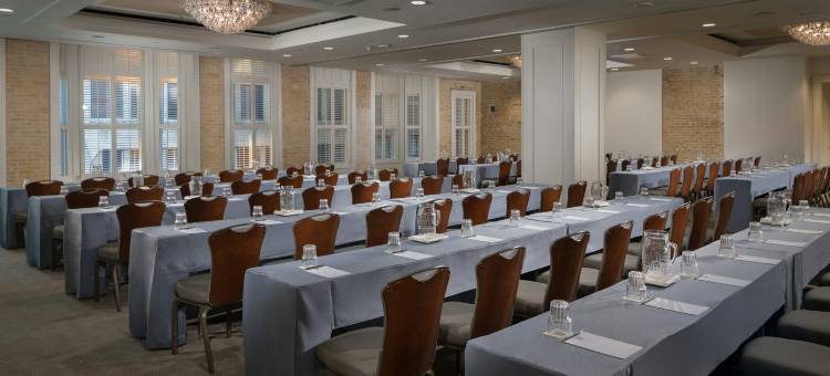 瓦伦西亚河堤漫步酒店(Hotel Valencia Riverwalk)图片