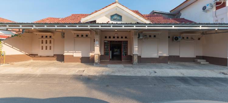 厄本维尤霍特尔桑伊西雷邦(Urbanview Hotel Sany Cirebon)图片