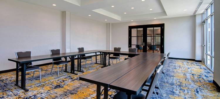 辛辛那提机场南TownePlace Suites套房酒店(TownePlace Suites Cincinnati Airport South)图片