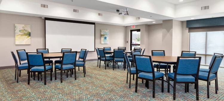 麦迪逊欢朋酒店(Hampton Inn Madison)图片