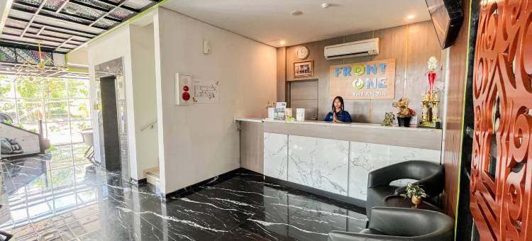 博约拉利Front One The Andia酒店(Front One The Andia Boyolali)图片