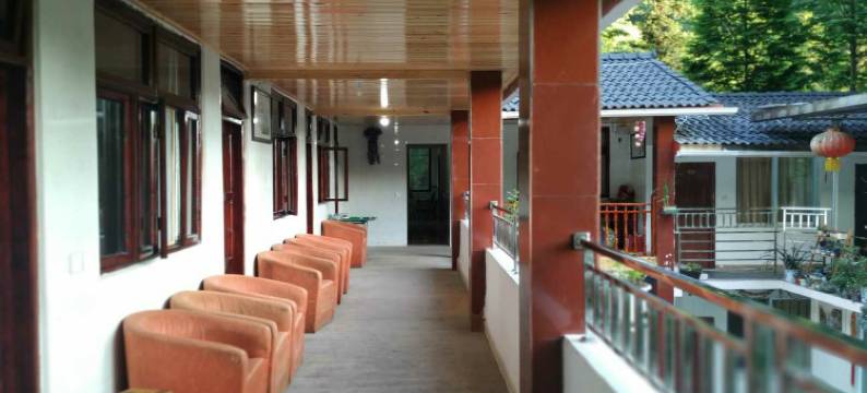 西岭雪山秋雪缘农家乐图片