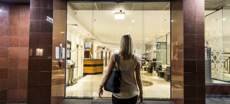 悉尼卡斯尔雷街盛橡套房酒店(Oaks Sydney Castlereagh Suites)图片