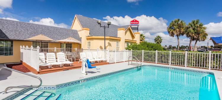 Howard Johnson by Wyndham Lake City图片