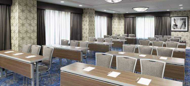 坦帕市区伊博尔城欢朋套房酒店(Hampton Inn & Suites Tampa/Ybor City/Downtown)图片