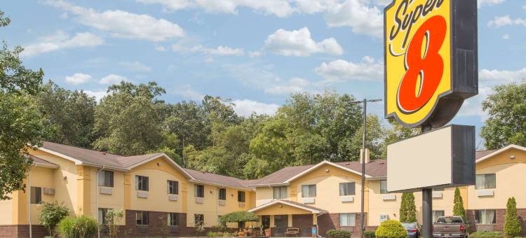拉德福德速8酒店(Super 8 by Wyndham Radford VA)图片