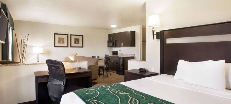 Travelodge by Wyndham Livonia图片