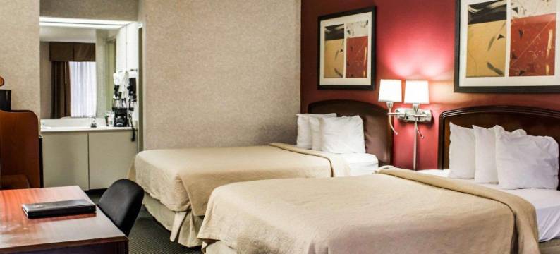 罗阿诺克凯艺酒店-近加斯顿湖(Quality Inn Roanoke Near Lake Gaston)图片