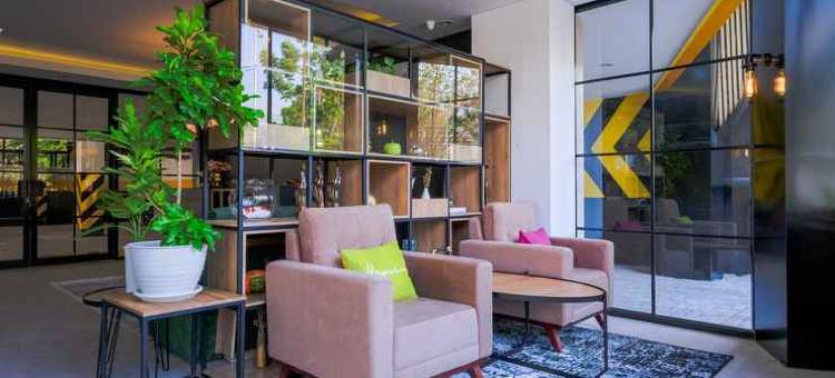 三宝垄霍米酒店(Homi Hotel Semarang)图片