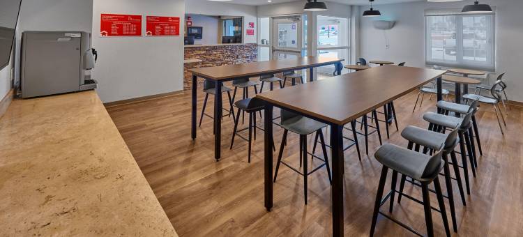 赫瓦拉斯城领事馆长住套房酒店(Extended Suites Ciudad Juarez Consulado)图片