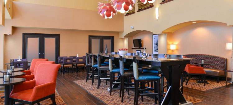 希尔顿欢朋套房酒店-阿尔伯克基库尔斯路(Hampton Inn & Suites Albuquerque-Coors Road)图片