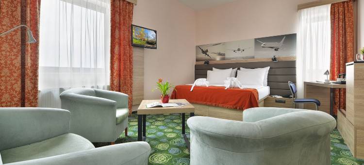 布拉格机场温德姆华美达酒店(Ramada by Wyndham Airport Prague)图片