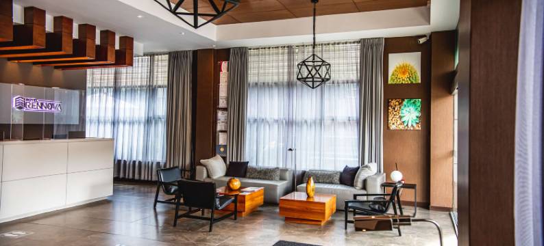 雷诺瓦酒店(Hotel Rennova)图片